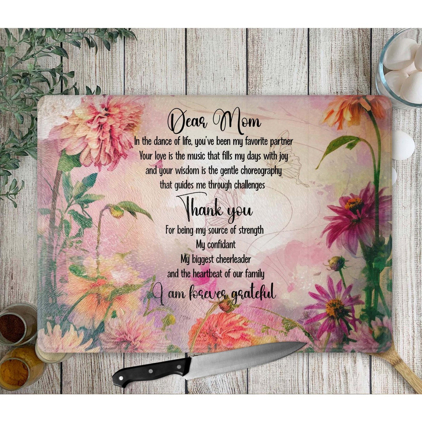 Mother's Glass Cutting Board, Vibrant Serving Tray for Charcuterie, Ideal Housewarming Gift from Daughter to Mother - Mother's Day Gift